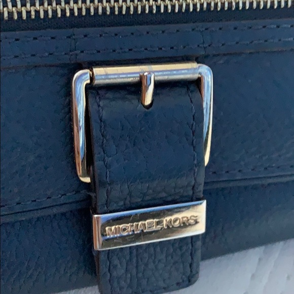 Michael Kors Used Wallet - Picture 6 of 10